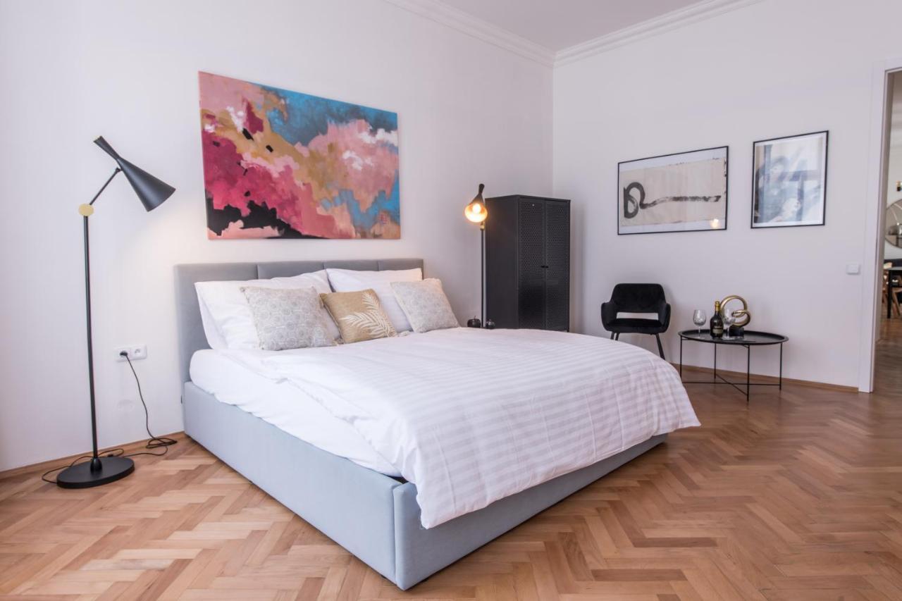 New Design - Location Wenceslas Square Apartmán Praha